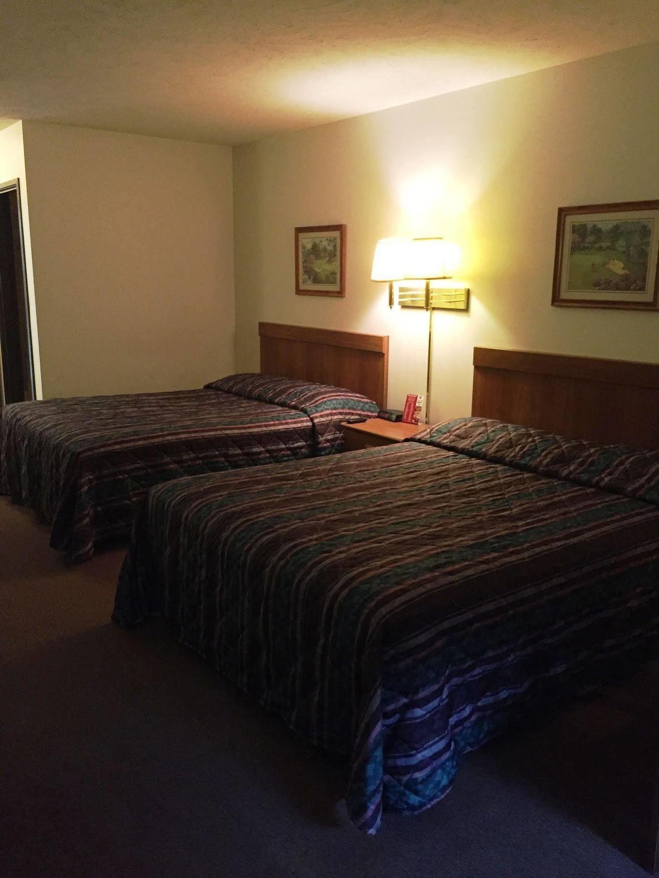 Coronado Motel & Rv Park Lindsborg Zewnętrze zdjęcie